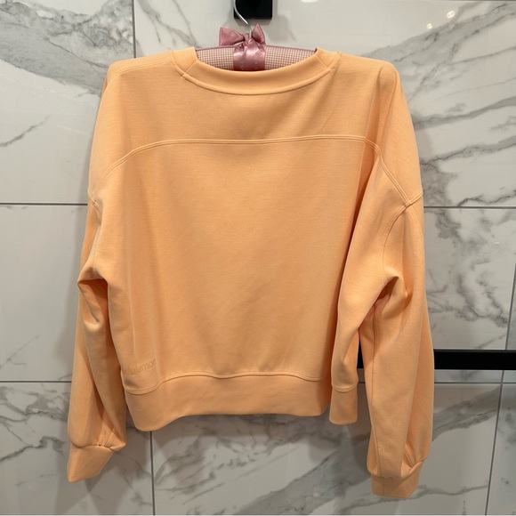 Lululemon crewneck size 8 - Picture 2 of 4